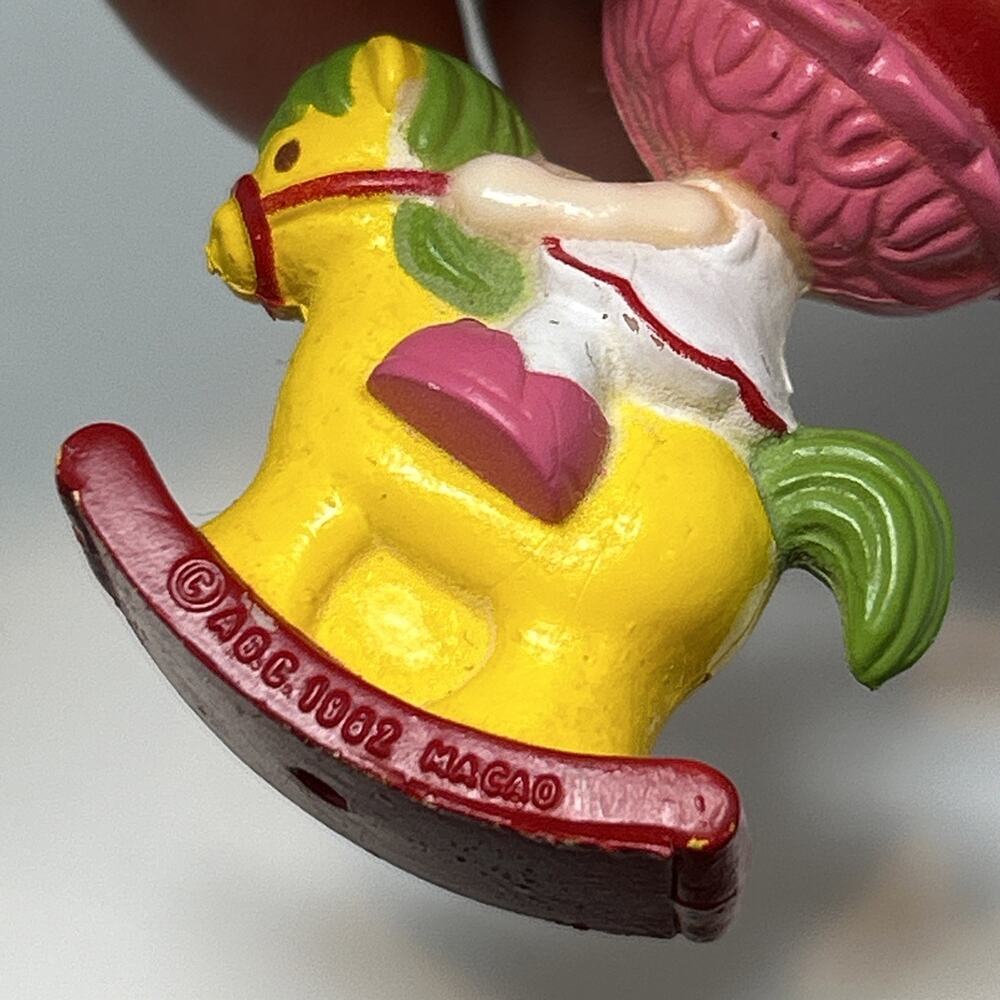 Vintage 1982 Strawberry Shortcake Jelly Bear Figure Kenner PVC Toy Butter Cookie - Picture 2 of 5